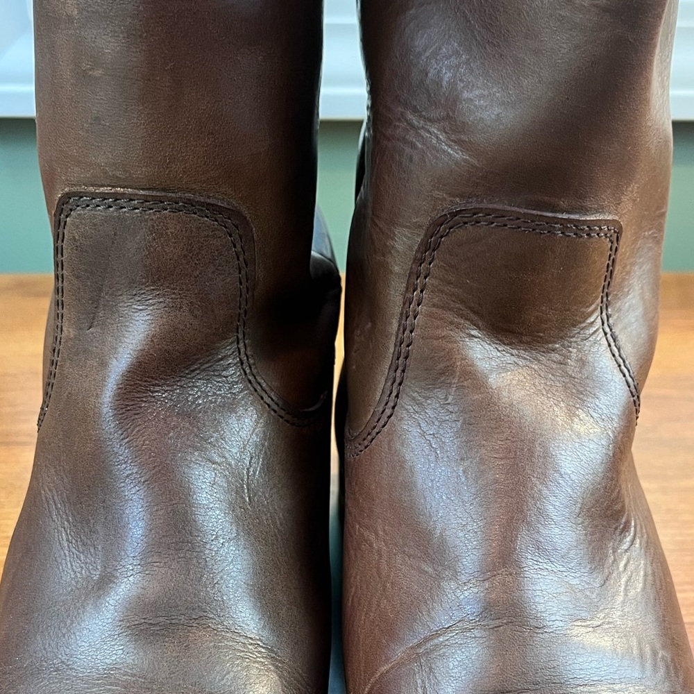Frye Melissa Button Brown Leather Boots Size 8.5 Style 77168 Extended Calf - Picture 3 of 16